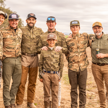 Group in camo hunting