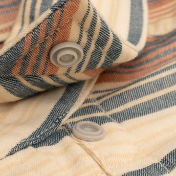 closeup of collar snaps on shirt